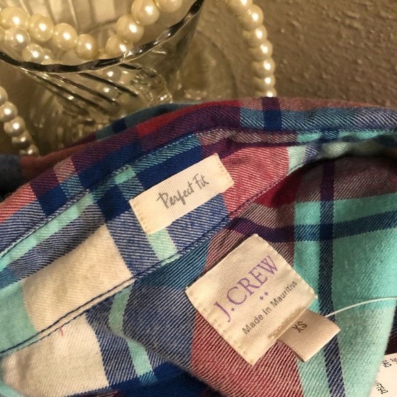 J. Crew Factory Plaid Flannel Pull-Over - Picture 6 of 7